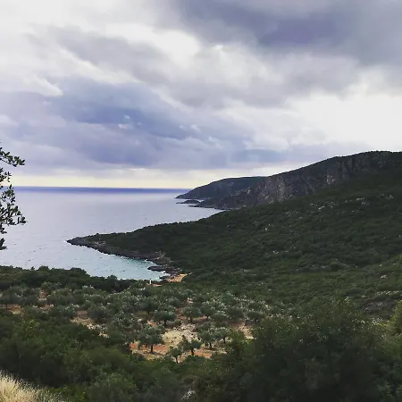 Velonas Mpakas Country ,steps To The Sea *