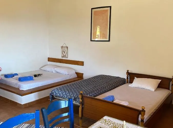 Velonas Mpakas Country ,steps To The Sea Tatil Evi