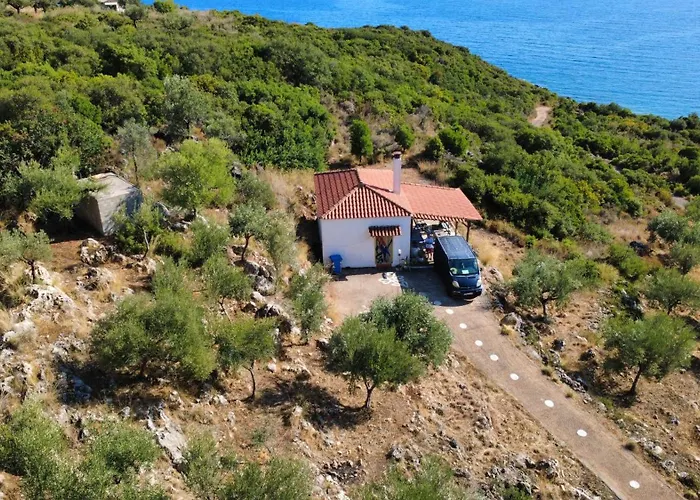 Velonas Mpakas Country ,steps To The Sea Dom wakacyjny