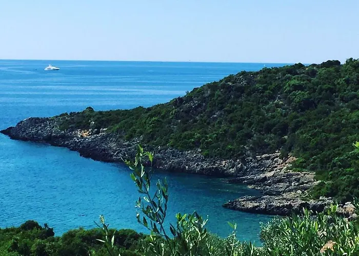 Velonas Mpakas Country ,steps To The Sea Semesterbostad *