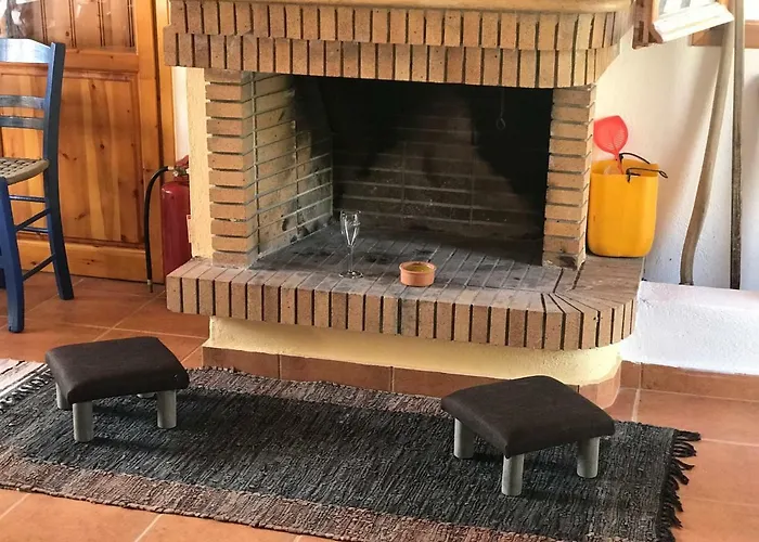 Vakantiehuis Velonas Mpakas Country *