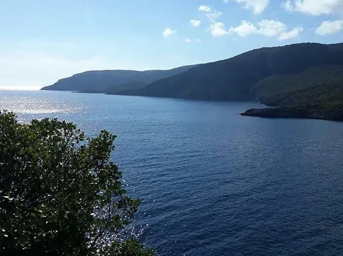 Velonas Mpakas Country ,steps To The Sea Dom wakacyjny *