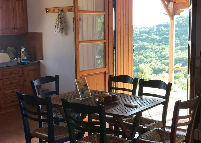 Velonas Mpakas Country ,steps To The Sea Tatil Evi Prosilio (Peloponnese)
